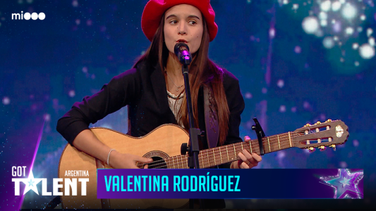 Valentina Rodríguez de 17 años - Canto y guitarra