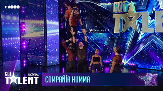 Compania Humma - Acrobacia