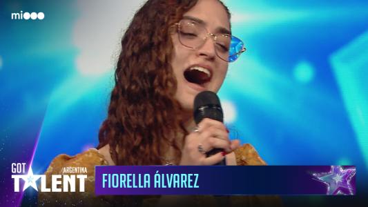 Fiorella Alvarez - Cantante