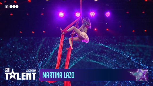 Martina Lazo - Acrobacia en telas