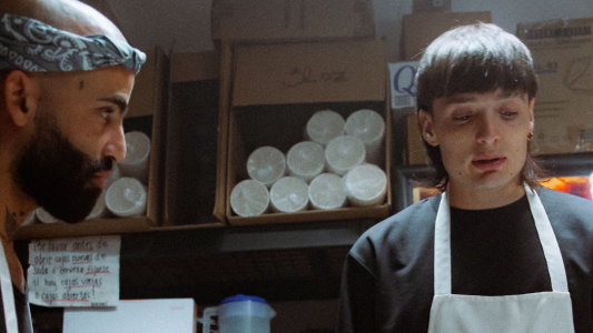 "La Chamba": la nueva canción de Peso Pluma con una leyenda del trap