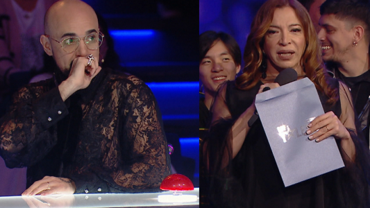 Lizy la estiró tanto que el público se impacientó