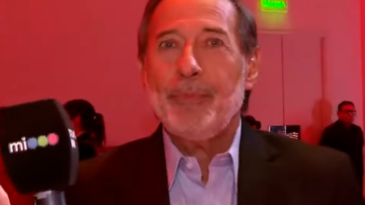 Guillermo Francella: "Estoy ilusionado con Racing, Víctor Blanco es un gran presidente"