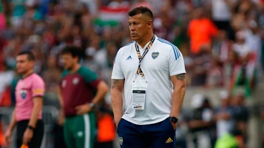 Jorge Almirón presentó su renuncia como entrenador de Boca