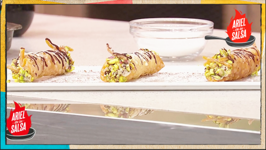 Cannoli con relleno argento