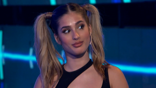 Julieta Poggio reveló de qué club es hincha y por qué motivo