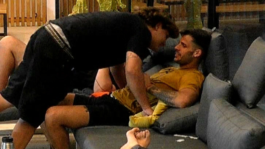 Emmanuel y Joel están muy cerca: "Para vos sí estoy disponible"