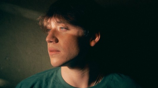 En un mano a mano con Ibai, Paulo Londra mostró un adelanto de "POSDATA" su próximo tema