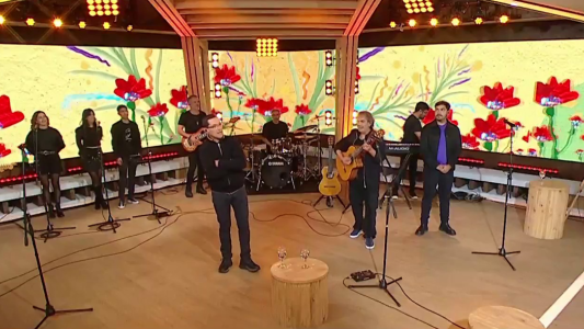 ¡Los Nocheros cantan en La Peña!