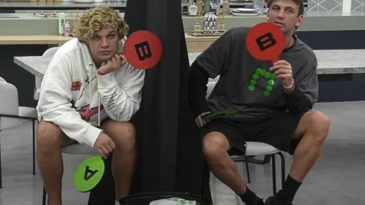 La divertida búsqueda de coincidencias terminó en un enojo de Emmanuel con Bautista y Martín