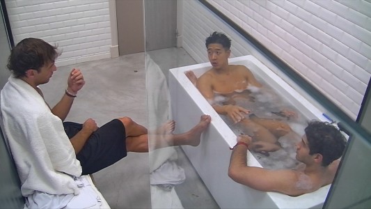 Los Bros buscan descifrar si Furia está de su lado o con Emmanuel