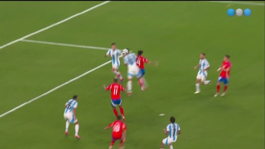 Chile-Argentina: Víctor Dávila acusa un golpe del Cuti Romero en el área - Copa América 2024