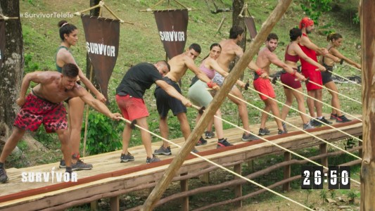 Un desafío de fuerza terminó en un momento solidario entre Norte y Sur