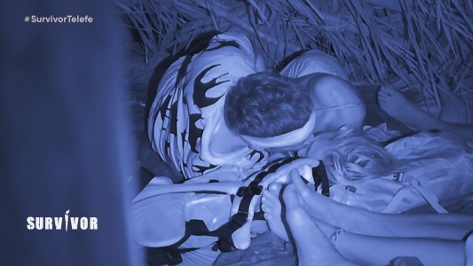 Nació el amor en el campamento Sur: la cámara los agarró in fraganti