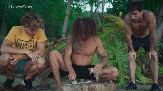 Lona y machete: el premio consuelo que ilusionó al campamento Sur