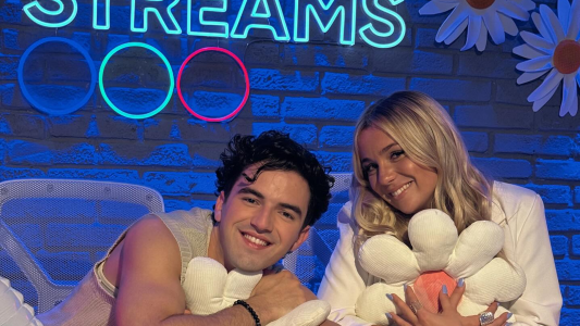 Un stream lleno de flores para recibir a Margarita en Telefe