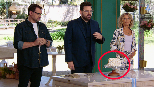 Así se hace la especial torta del rogel de Damián Betular