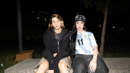 Lara 91k lanzó "Cuando cae la nite" en colaboración con Juicy Bae