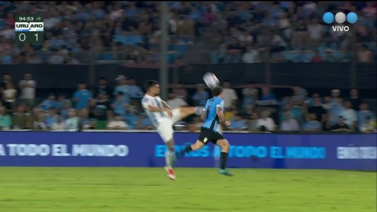 La expulsión de Nico González - Uruguay vs. Argentina - Eliminatorias 2026