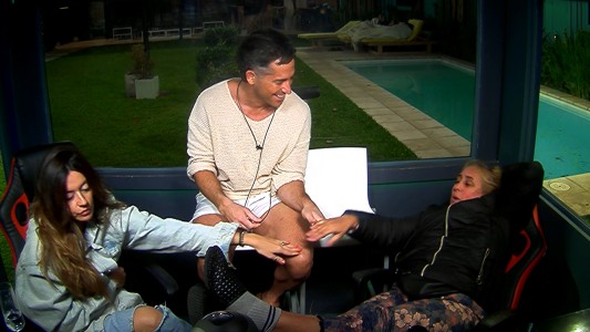 A Juan Pablo lo castigan hasta en su propio grupo