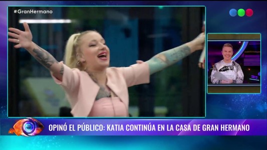 Katia quiere festejar con cumbia y puchos que sigue en la casa