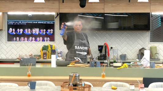 Gran Hermano advirtió a Sandra por su indiscriminado uso de insecticida en la cocina