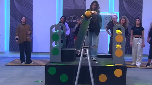 Catapultas, tachos y el terror por la comida: así fue la prueba semanal