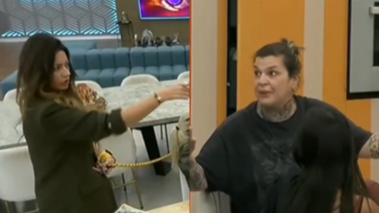 Atadas y peleadas: las mujeres discutieron por falsas acusaciones de "choreo"