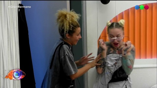 La Tana ilustrada: su cuerpo es un catálogo de tatuajes