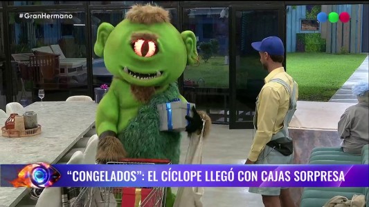 Congelados por el cíclope: la visita les robó todo y cambió el destino del juego