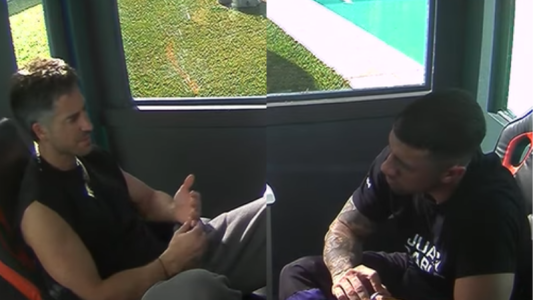 Devi encontró en Nano una clase de catarsis: el tema "cigarrillos" y "Tato" aún siguen latente