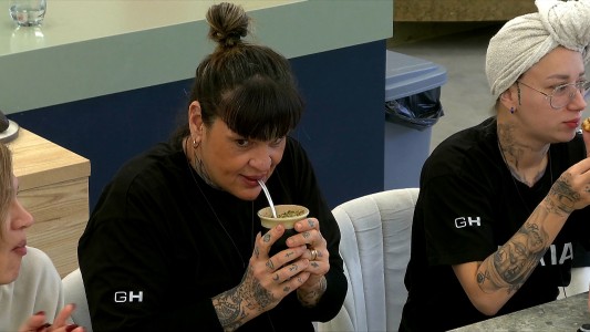 Sandra se mandó al frente sola con su fulminante y sufrió las burlas de Selva y Eugenia