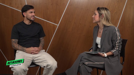 Leandro Paredes mano a mano con Sofi Martínez