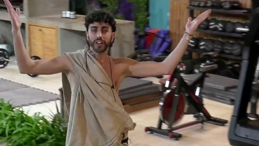 Ulises sorprendió con un nuevo festejo tras meterse entre los mejores 4 de la competencia