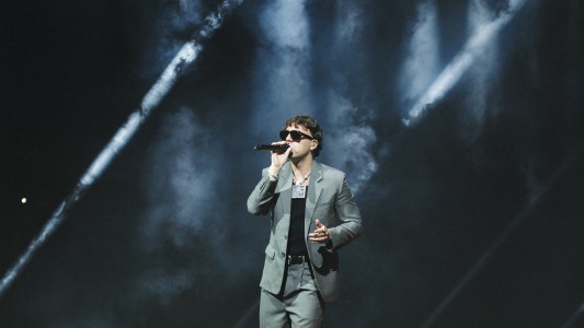 Quevedo cantó en Buenos Aires y sorprendió con un cover de un clásico nacional
