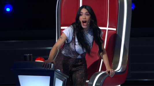 "¡No!": la reacción de Lali cuando sus compañeros se dieron vuelta al final de la performance de un participante