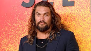 Jason Momoa se afeitó después de seis años: así quedó su rostro