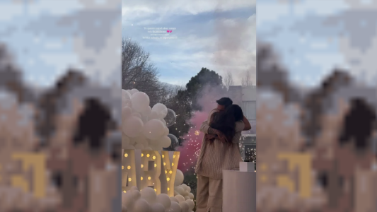 Cami Homs confirmó su embarazo con una fiesta de revelación de género: espera una niña