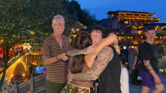 La reconciliación de Alex y Charlotte Caniggia en Por el Mundo