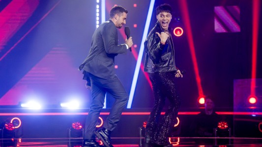 Alan Lez le enseñó a Nico Occhiato distintos pasos de baile "a la Michael Jackson"