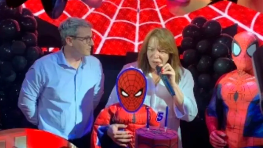 Pura ternura con Spider-Man: así celebró Lizy Tagliani el cumpleaños de su hijo Tati
