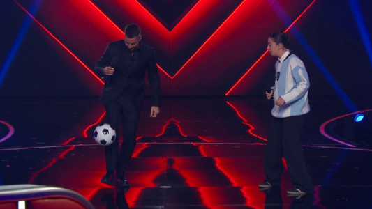 Nico Occhiato sorprendió con la cantidad de jueguitos que hizo con la pelota