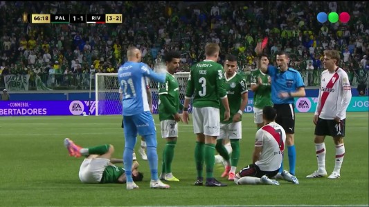 Palmeiras vs. River: el árbitro casi expulsa a Maxi Salas por error - Libertadores 2025