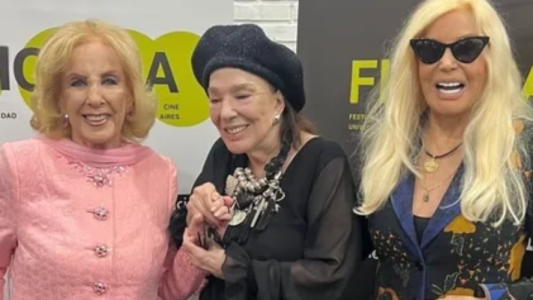 graciela borges galardonada en la uba