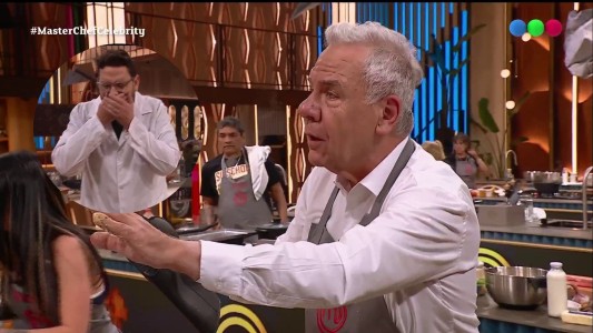"No me quiero reír": Damián Betular y su inesperada reacción al pasar por la cocina de Esteban Mirol