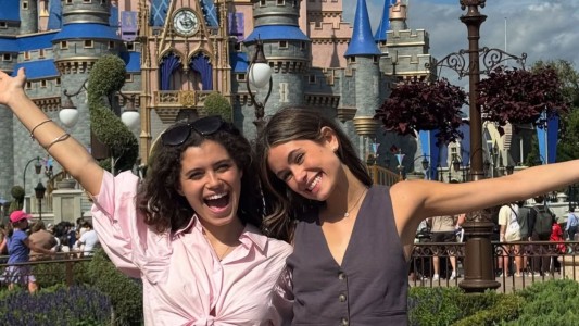 Mora Bianchi y Lola Abraldes en Disney: las postales de un viaje soñado