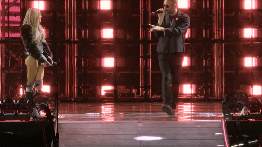 Chris Martin, el invitado de lujo de Tini Stoessel en su quinta fecha de "FUTTTURA"