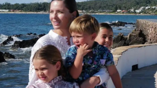 la china suarez regresa a la argentina sin mauro icardi