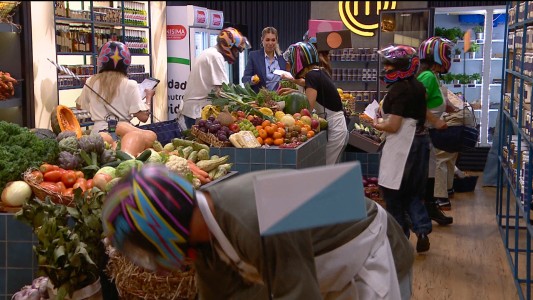 Desafío de velocidad en el mercado de Masterchef Celebrity: "El tiempo se lo van a ganar ustedes"