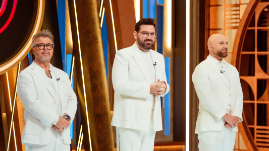 De los Bee Gees a los heladeros: las bromas al look del jurado en Masterchef Celebrity